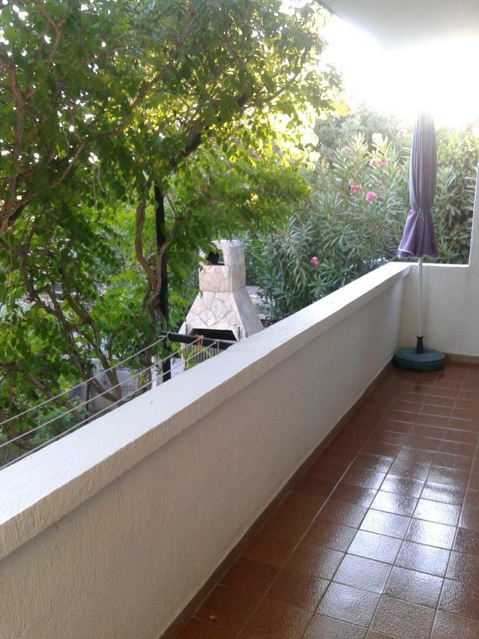 Apartment Milka Petrcane Buitenkant foto